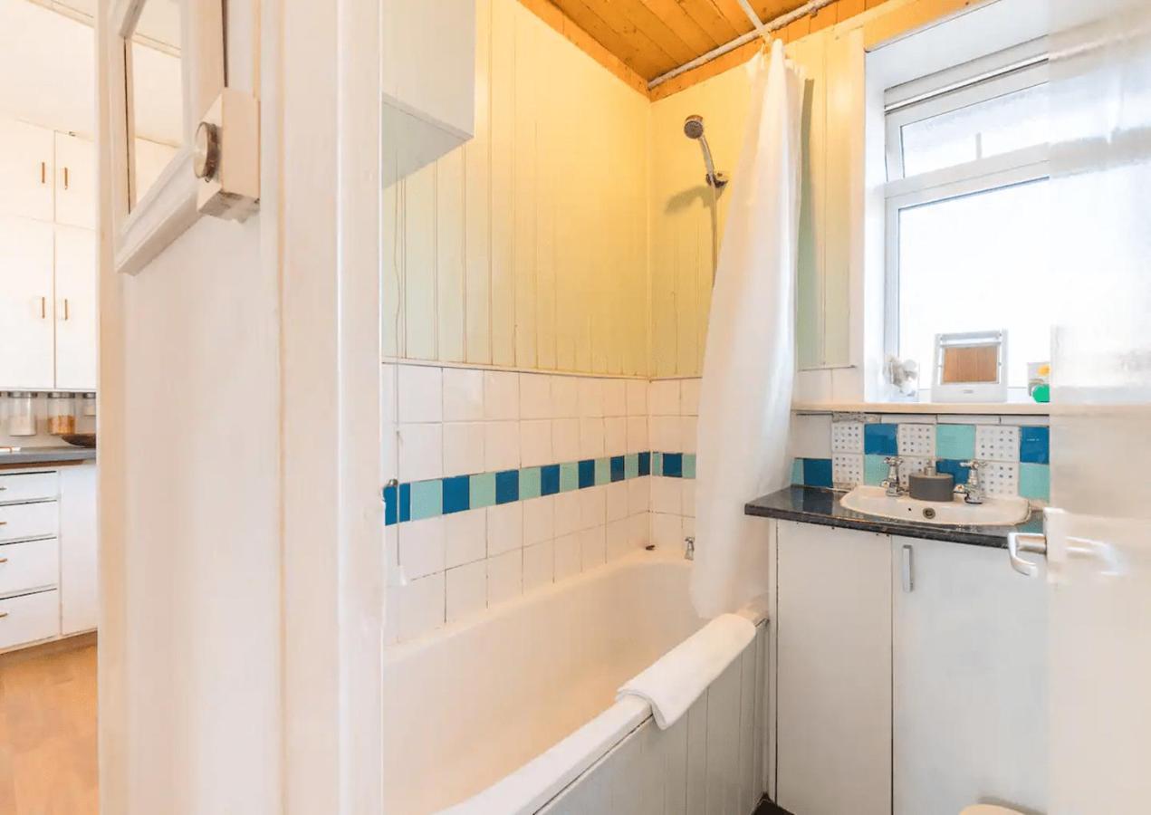 Central London Shared Apartment Bagian luar foto